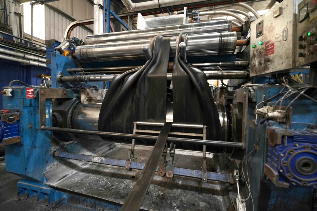 Custom rubber moulding manufacturing with higher and tighter tolerances